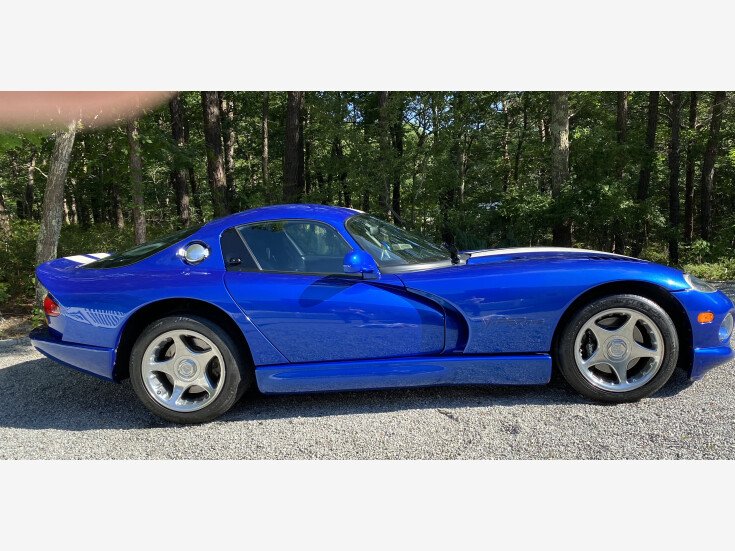 Thumbnail Photo undefined for 1996 Dodge Viper GTS Coupe